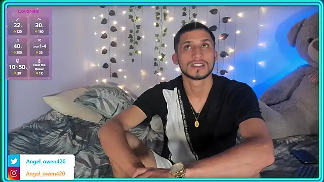 Snapshot of Angel_owen1 chatting on 01.06.25 Angel owen1 online show from 01.06.25