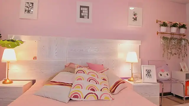 little-natt online show from 03.10.25