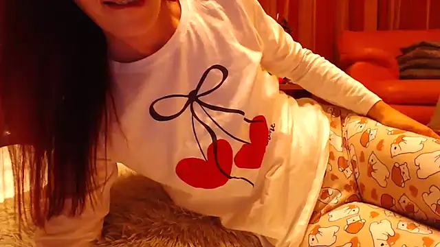 LovelyAndraGirl online show from 04.14.26