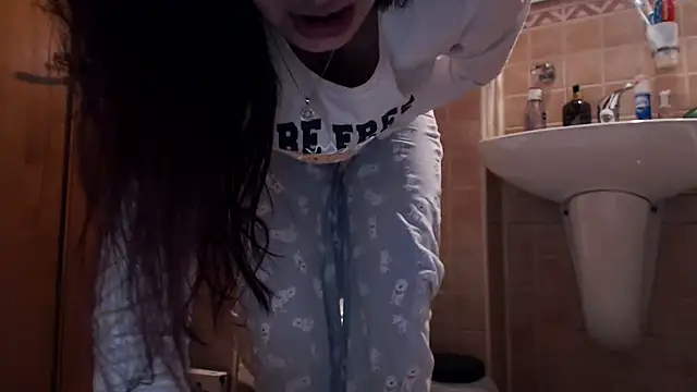 LovelyAndraGirl online show from 05.02.26