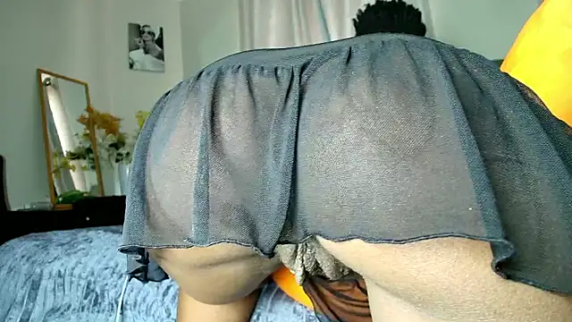 t-NaughtyLicia online show from 02.24.26