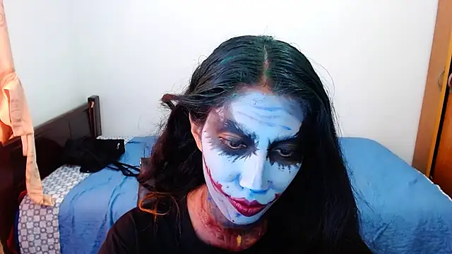 Snapshot of sofia_rosse4 chatting on 10.30.25 sofia rosse4 online show from 10.30.25