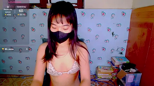   Saphia   online show from 01.24.25