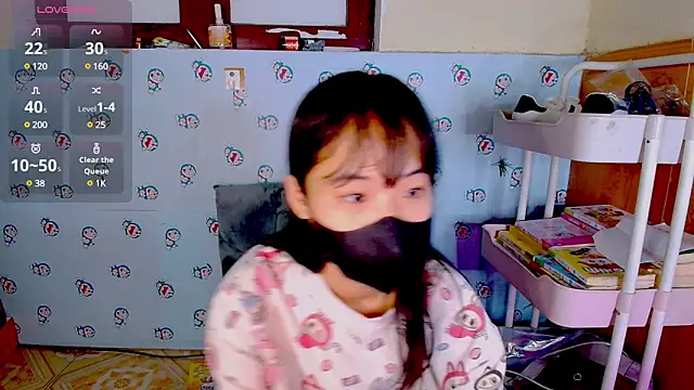   Saphia   online show from 03.17.25