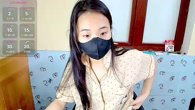   Saphia   online show from 04.16.26