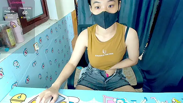   Saphia   online show from 06.02.26