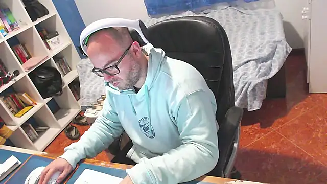 ravingr4d4 online show from 02.02.26