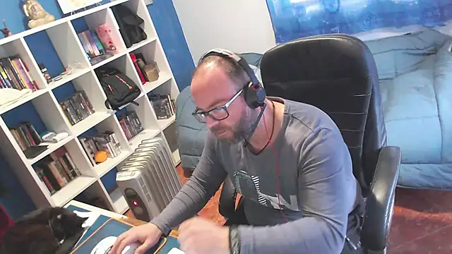 ravingr4d4 online show from 02.24.26