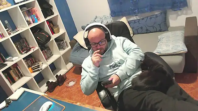 ravingr4d4 online show from 03.03.26