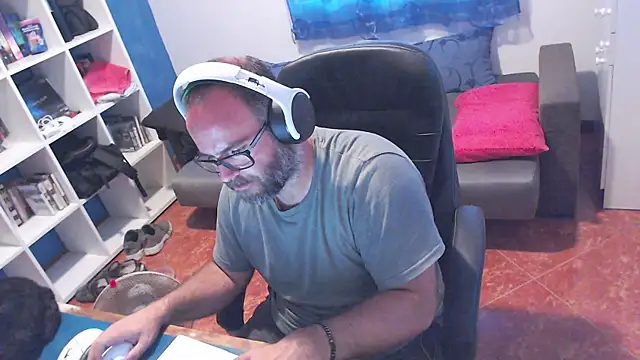 ravingr4d4 online show from 07.28.26