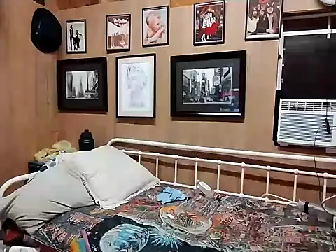 AlphaAlluring69 online show from 01.05.25