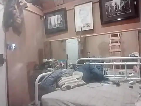 AlphaAlluring69 online show from 03.17.25