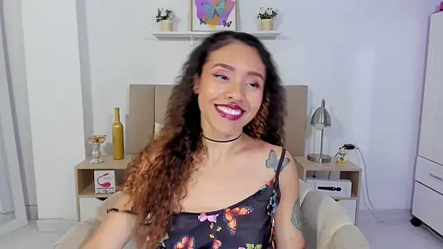 Zoe Gruber online show from 07.08.26