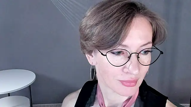 Dorothy Meyer online show from 05.13.26