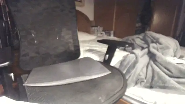 Hornyboyspanish2 online show from 03.14.26