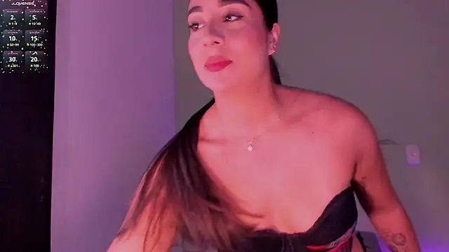 Snapshot of Sussy_Bell01 chatting on 03.15.25 Sussy Bell01 online show from 03.15.25