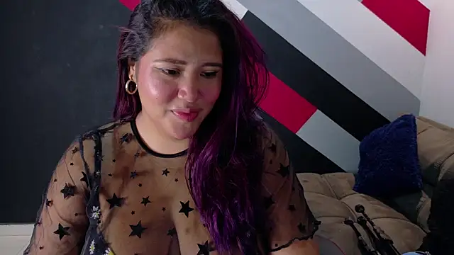 I am yours- online show from 12.18.25