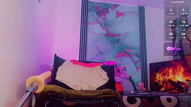  ChanellR  online show from 10.04.25