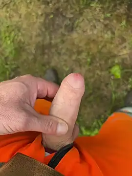 Snapshot of 8rabe8 chatting on 05.20.26 8rabe8 online show from 05.20.26