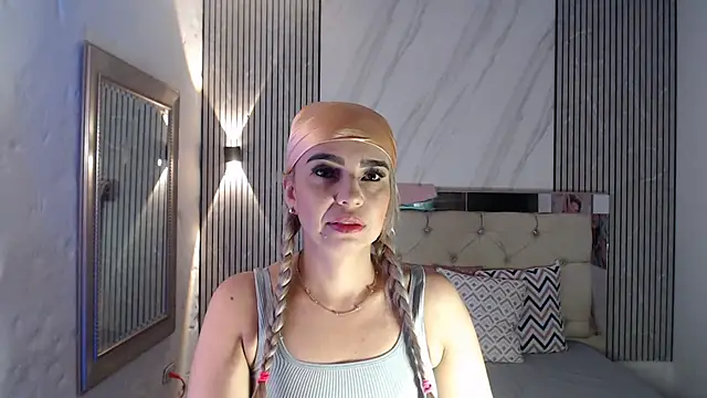 ashley  tylor online show from 02.04.26