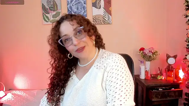 Snapshot of pamela_bell chatting on 12.06.24 pamela bell online show from 12.06.24