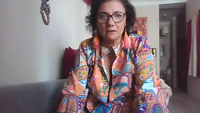 Snapshot of LadyLizi chatting on 06.02.26 LadyLizi online show from 06.02.26