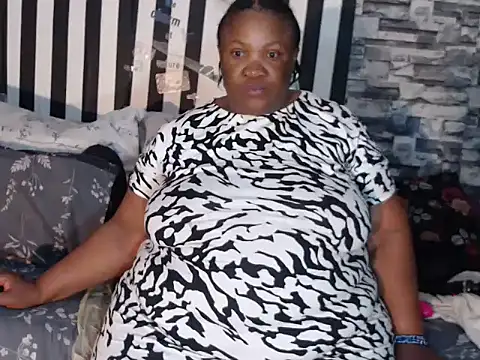 BigHotMatureXx online show from 09.13.25