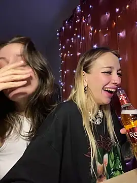 Dooubletroublee online show from 02.02.25