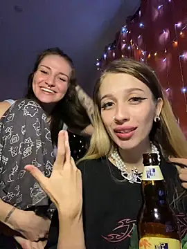 Dooubletroublee online show from 02.03.25