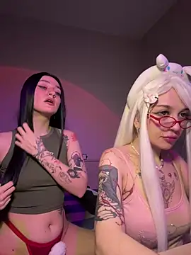 Dooubletroublee online show from 02.28.25