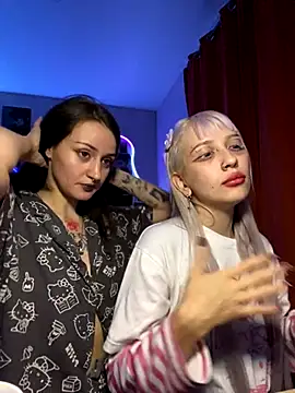 Dooubletroublee online show from 09.24.25