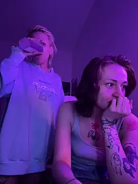 Dooubletroublee online show from 06.07.26