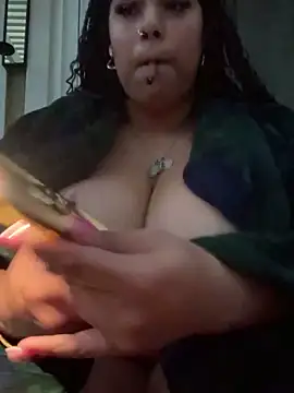 lovelymyah online show from 02.04.25