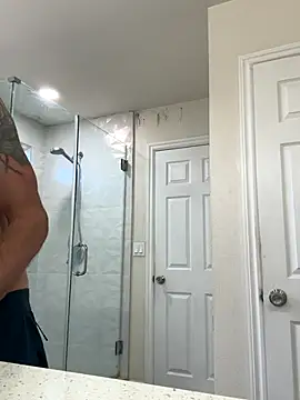 El Gizmo online show from 10.19.25