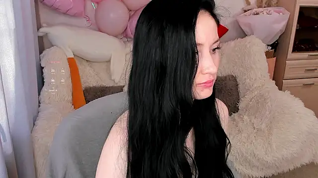 LisaMooore online show from 02.05.26