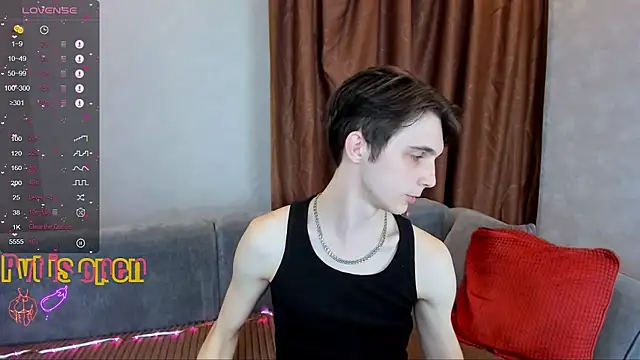 Aaron Boom online show from 04.10.26