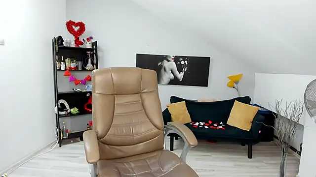 Snapshot of MelissaWiliam chatting on 02.12.25 MelissaWiliam online show from 02.12.25