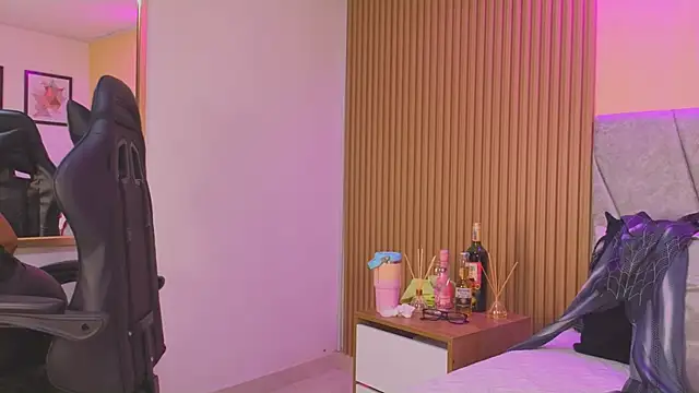 Snapshot of Dakota_diaz_ chatting on 10.28.25 Dakota diaz online show from 10.28.25