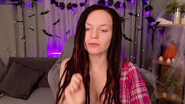 Snapshot of CoreyJane chatting on 10.25.25 CoreyJane online show from 10.25.25