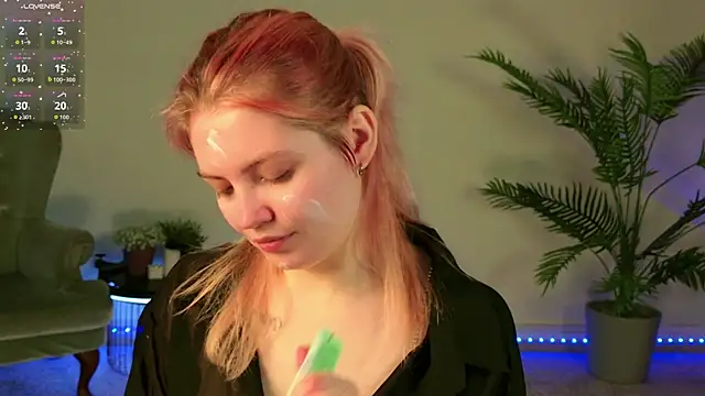 Lisa Adam online show from 06.08.26