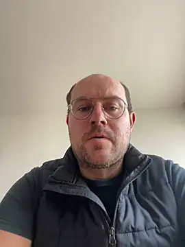 porompomperro online show from 12.27.24