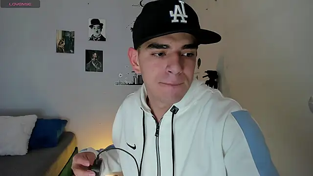 Snapshot of Ares_Johnson chatting on 12.27.24 Ares Johnson online show from 12.27.24