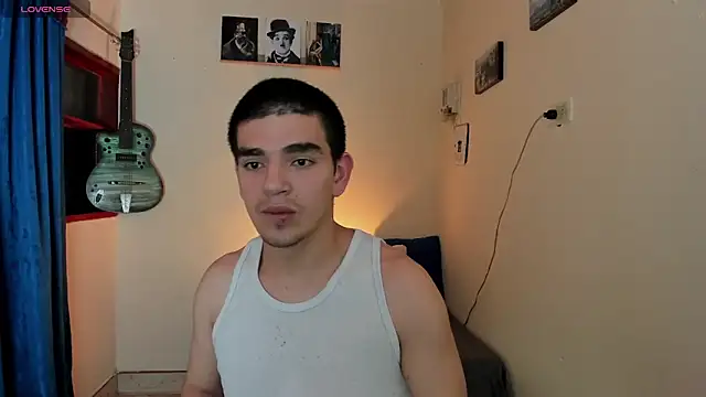 Snapshot of Ares_Johnson chatting on 01.24.25 Ares Johnson online show from 01.24.25