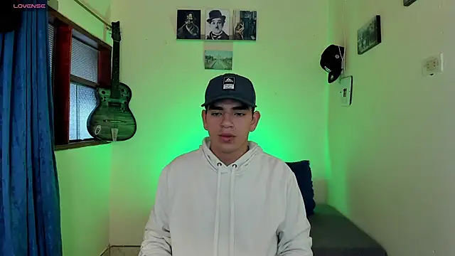 Snapshot of Ares_Johnson chatting on 01.25.25 Ares Johnson online show from 01.25.25