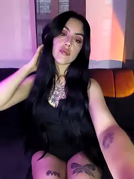 Snapshot of Mazikeen-- chatting on 03.10.26 Mazikeen-- online show from 03.10.26