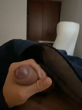 Snapshot of DanielGomez9 chatting on 03.03.25 DanielGomez9 online show from 03.03.25