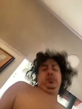 DanielGomez9 online show from 04.13.26