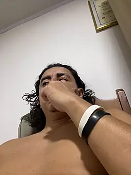 DanielGomez9 online show from 05.21.26