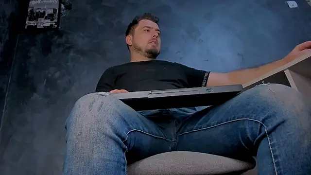 Snapshot of Master_Mark_Wayne chatting on 03.28.26 Master Mark Wayne online show from 03.28.26