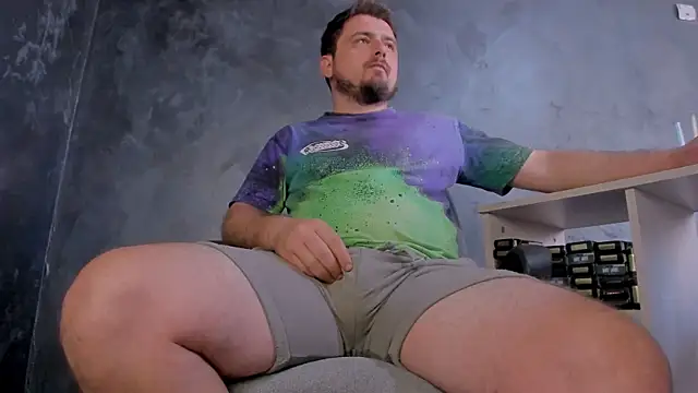 Snapshot of Master_Mark_Wayne chatting on 04.16.26 Master Mark Wayne online show from 04.16.26